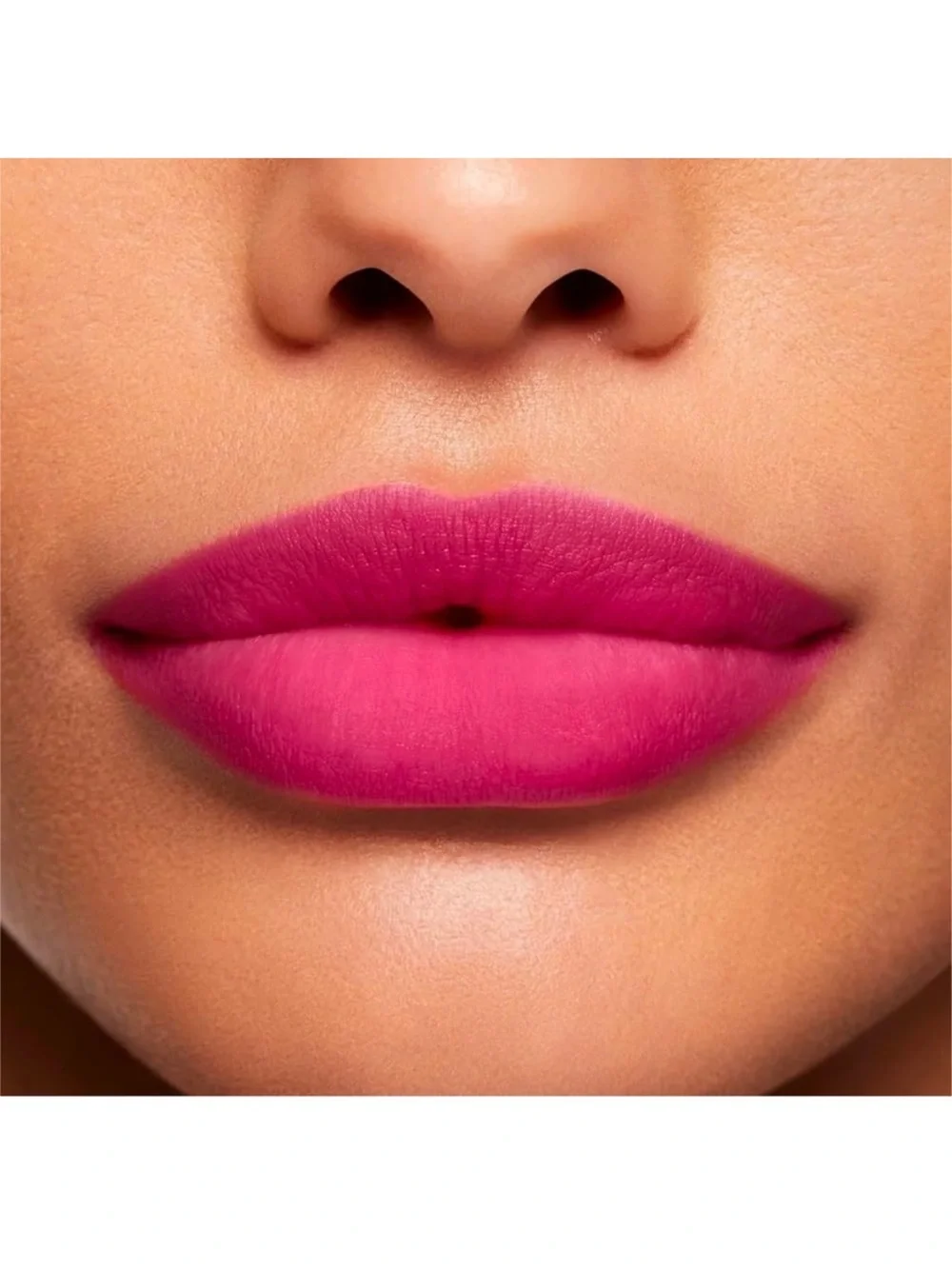 Buxom hit beach